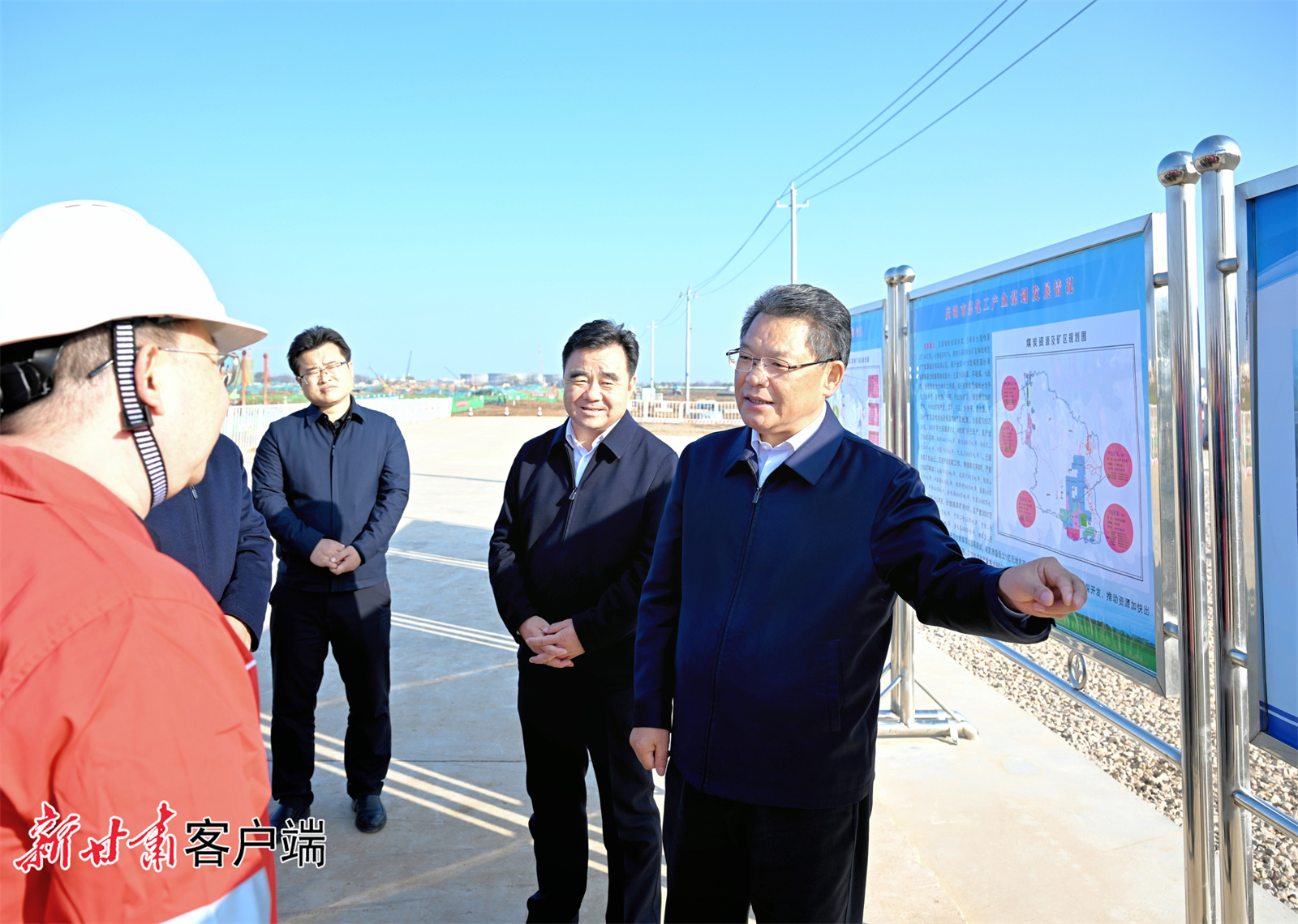 11月21日至22日，省委副书记、省长任振鹤在庆阳市、平凉市调研。新甘肃&middot;甘肃日报记者　盛学卿