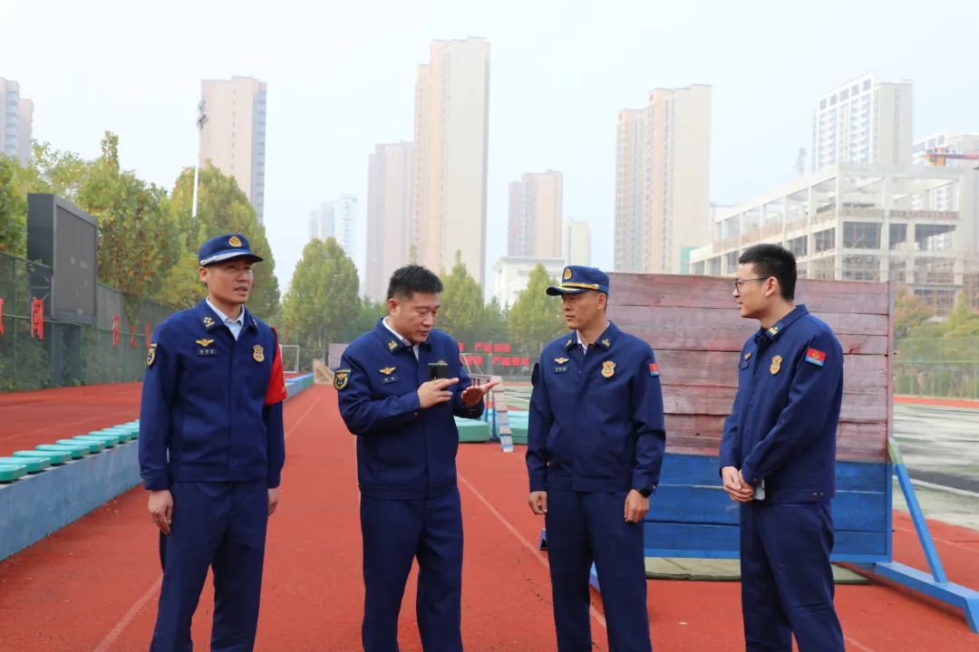 济宁市消防救援支队组织开展执勤岗位练兵实战化比武暨“技能状元”消防职业技能大赛