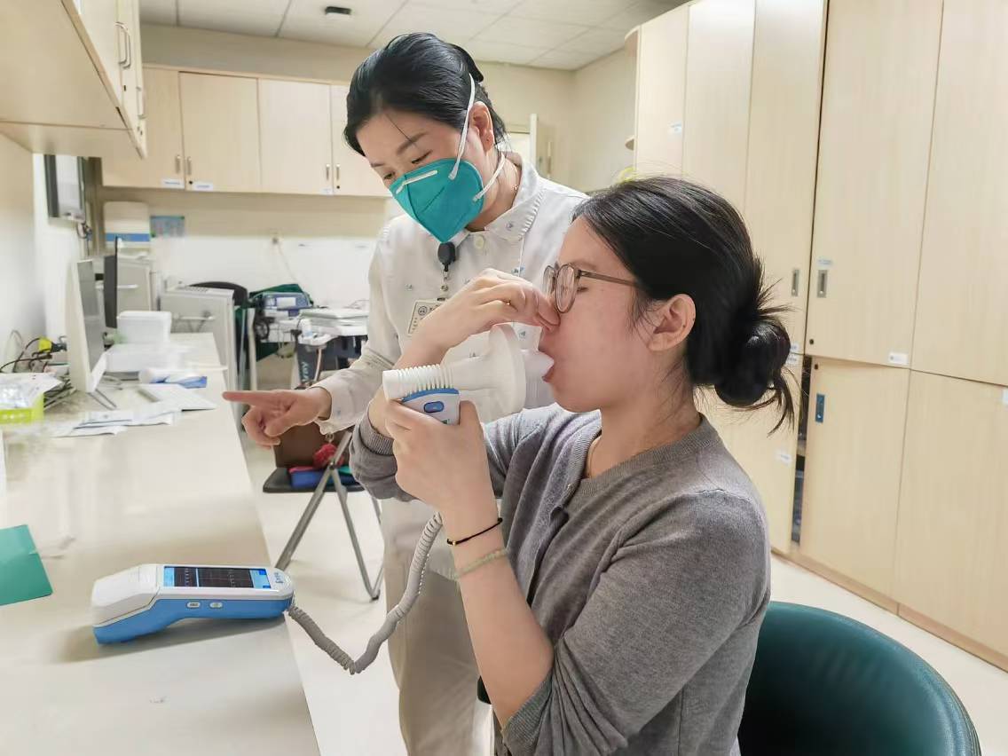 像高血压和糖尿病一样  慢阻肺在“家门口”就能管起来