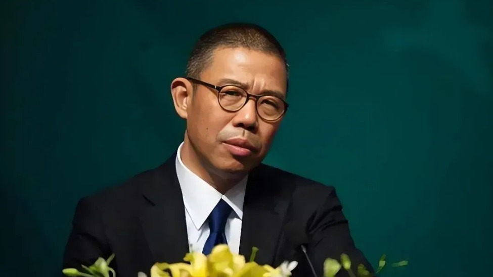 钟睒睒炮轰张一鸣、黄铮背后:旧首富的哀嚎_凤凰网