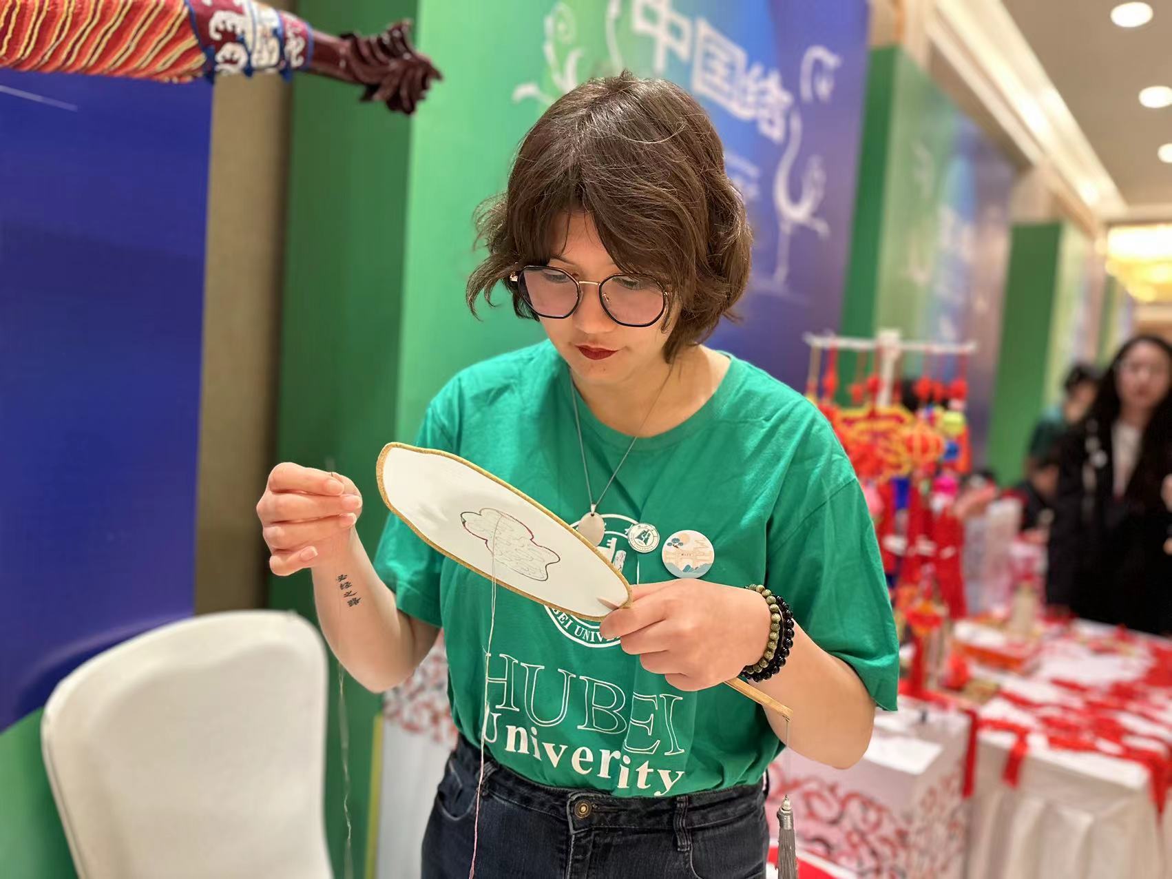 巴西留学生尚米拉参加中国文化活动