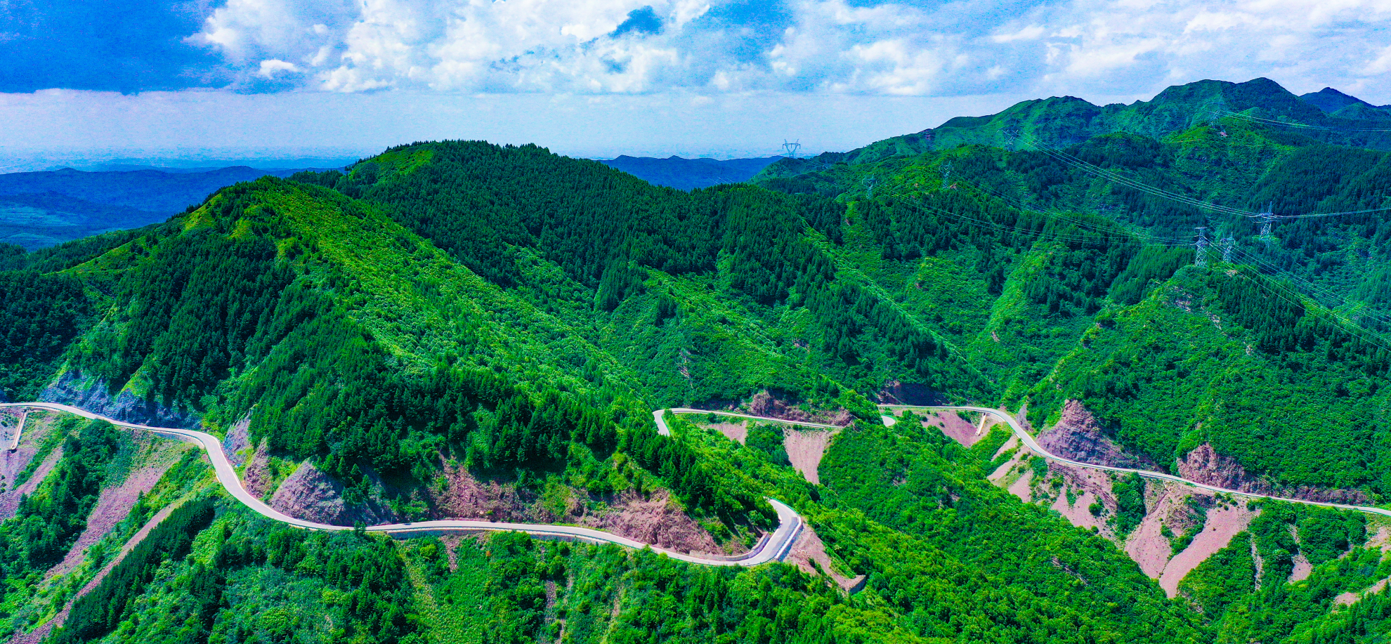 陇山（资料图）