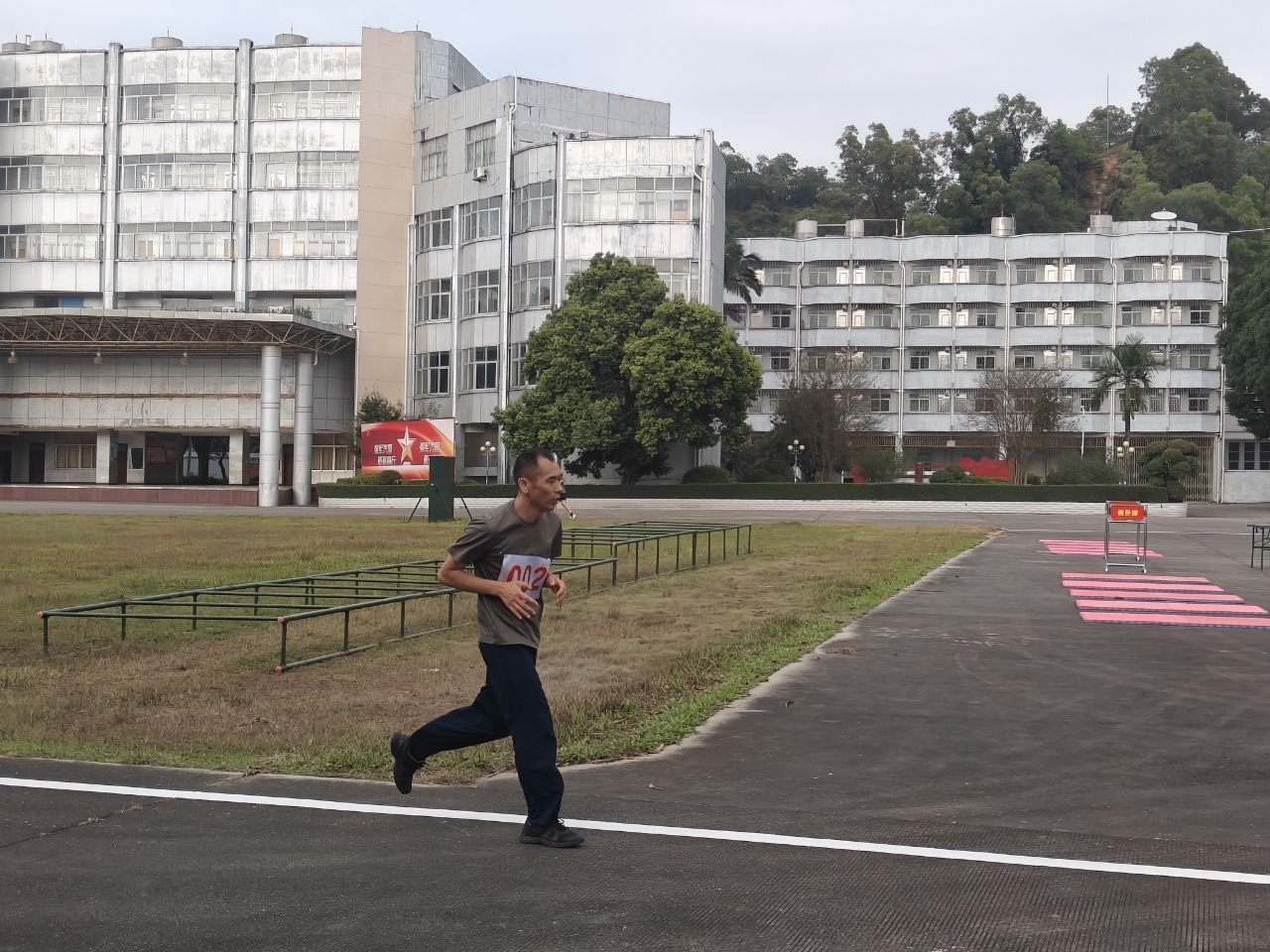 深圳市国防教育训练保障基地保障深圳警备区组织各区人武部年度考核