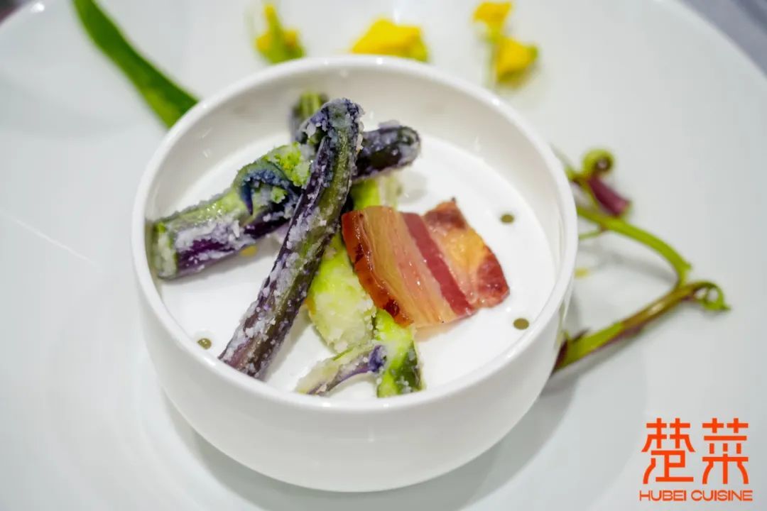 △恩施腊肉粉蒸塔影菜薹