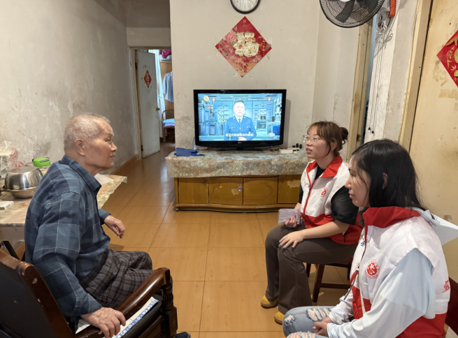 西乡街道桃源社区开展志愿者探访技能提升小组活动