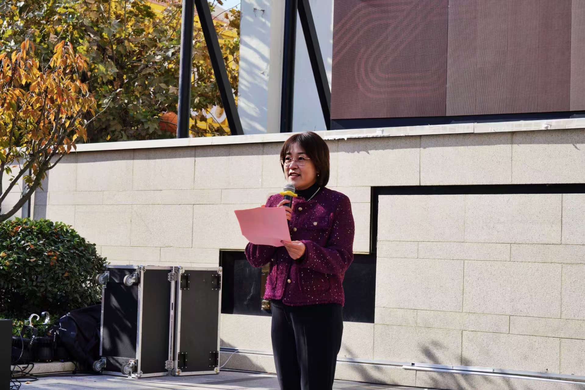 青岛市首个创业街区大学生创新创业实践基地在大鲍岛揭牌成立