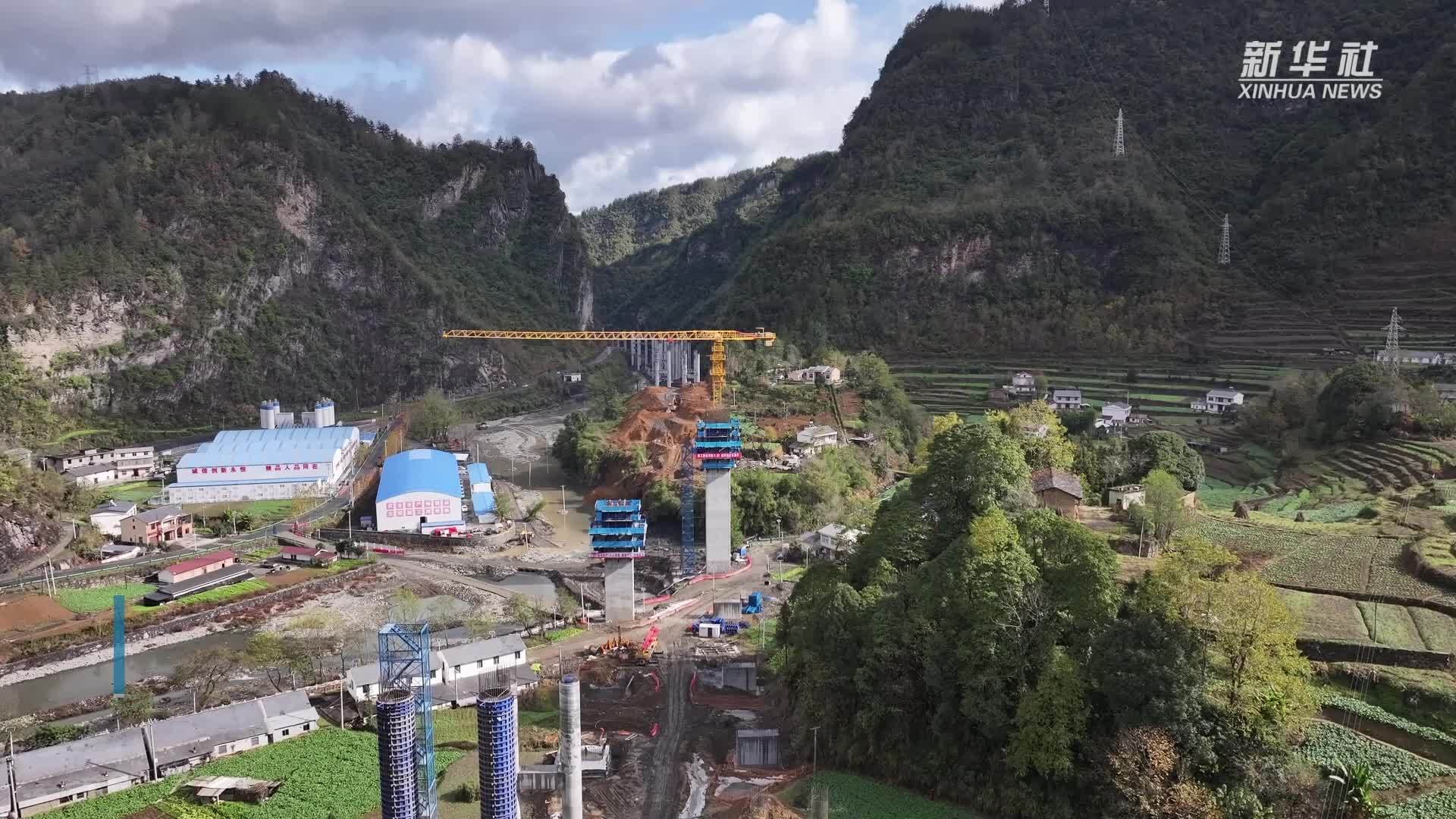 十巫南高速红岩1号隧道掘进突破千米大关