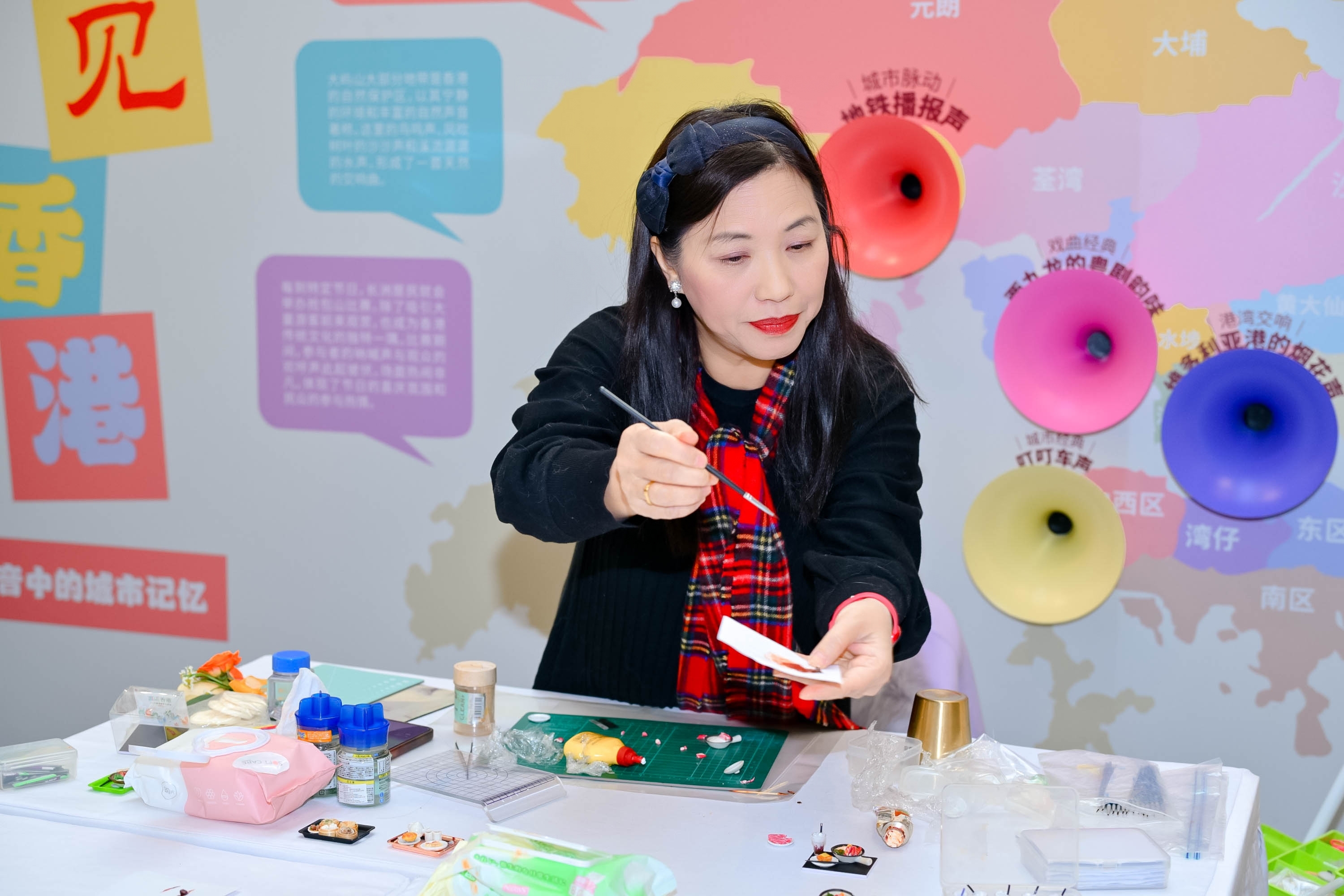 于方寸间“微”观香港！“趣玩香港&middot;2024香港微型艺术展”在合肥揭幕