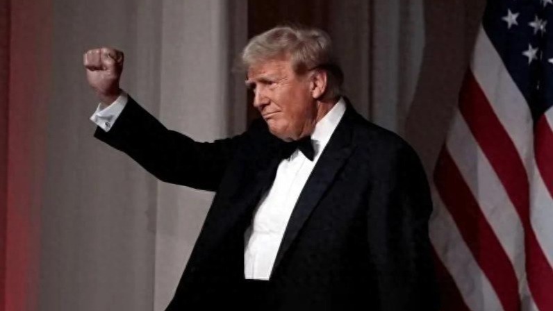 特朗普对中加墨滥加关税，外交部慧眼识破心机：中国不欠美国的