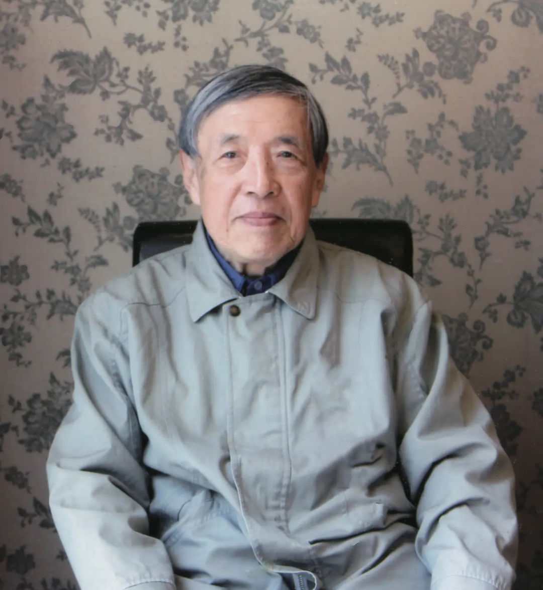 荣如德