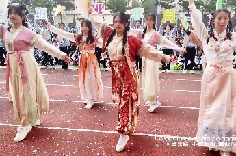 深圳市罗湖高级中学第六届体育节隆重开幕