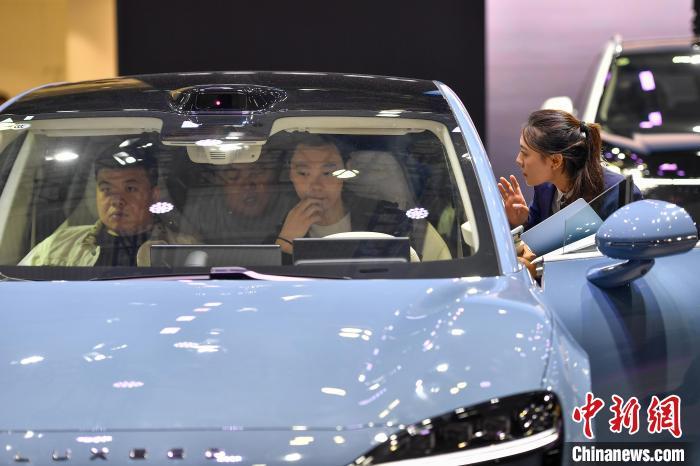 长沙国际汽车博览会开幕新能源汽车成“重头戏”