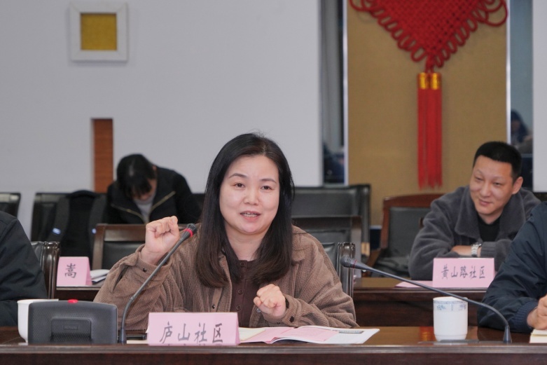 特稿&middot;梁平｜南京建邺：教育服务进街道，一场不是考试的“智慧考试”