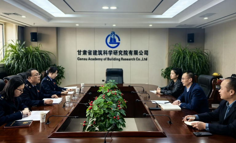 兰州经开区税务专家“智囊团”深入企业问需