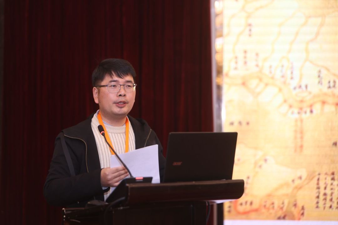 与会者发言