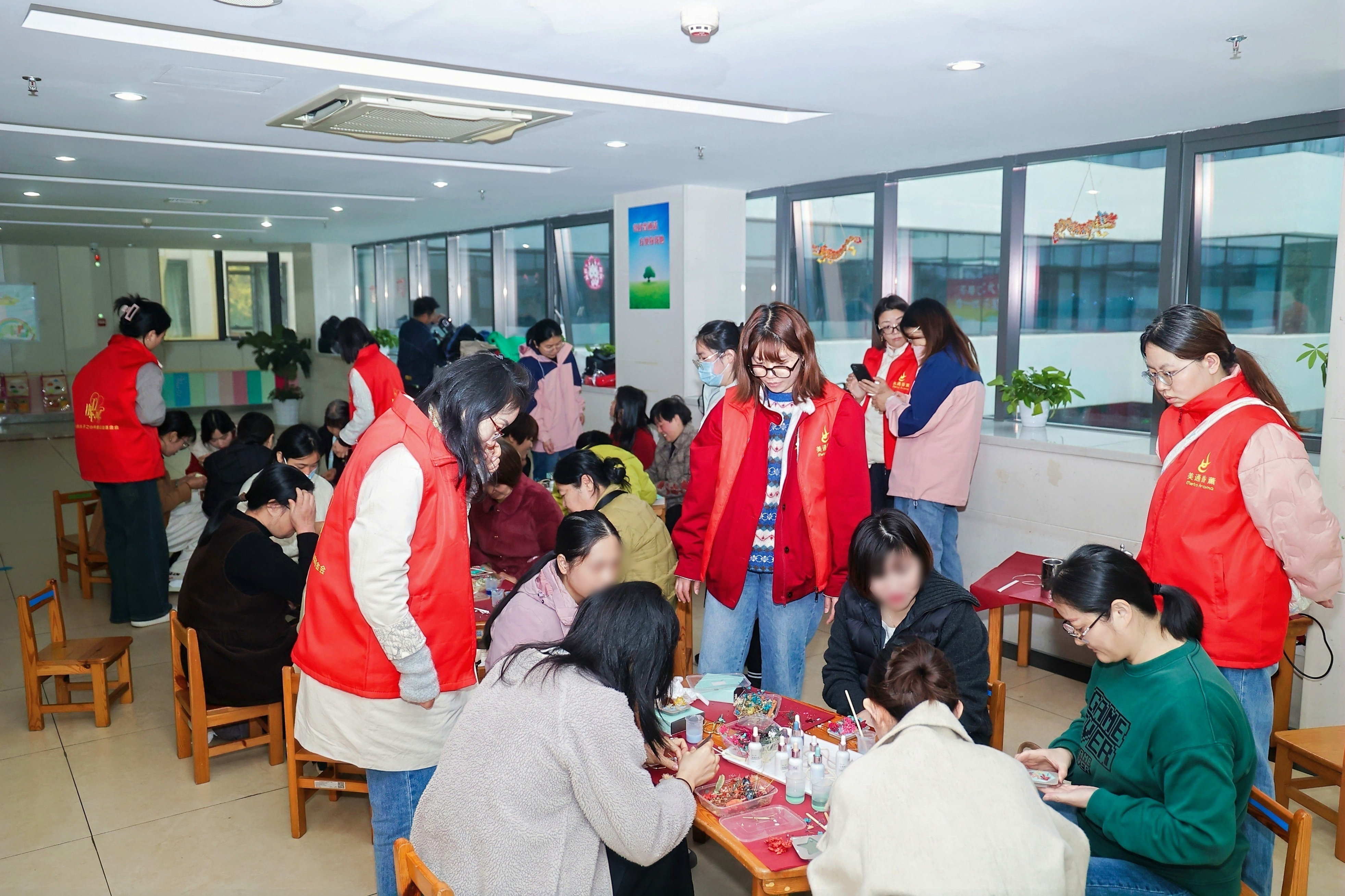 2024国际残疾人日暨“家长学堂”之特殊儿童家长喘息活动成功举办