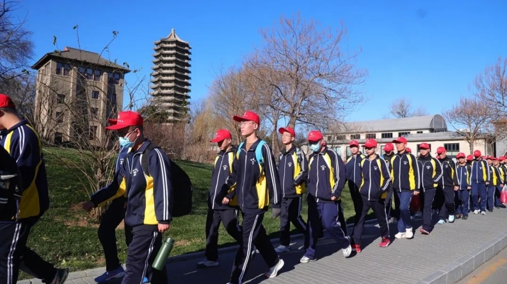 北京大学，我们来啦！河间英华学子走进北京大学