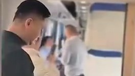 河南三门峡突发山体滑塌，铁路遭埋有列车受阻