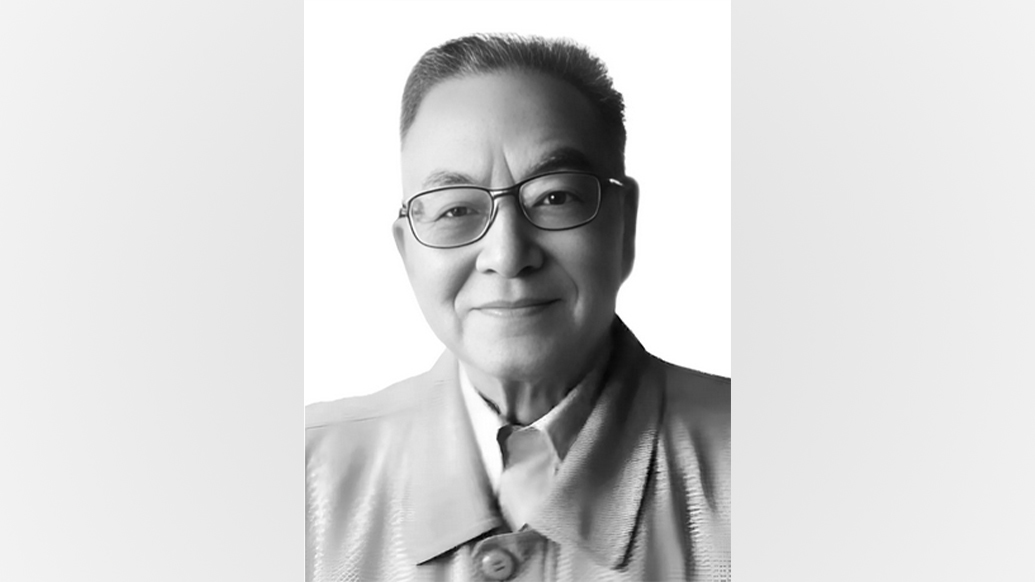 汤真 微信公众号“百花洲文艺出版社”图