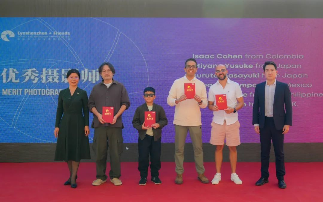 第六届“国际友人在深圳”摄影大赛优秀作品展开幕