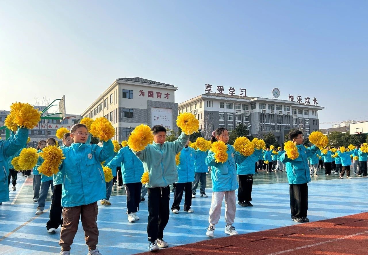 打鼓、陶艺、篮球......邳州学校社团活动好嗨吆！