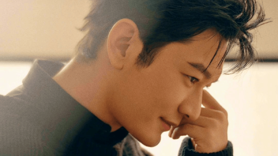 黄晓明晒照悼念姥姥：最爱我和我最爱的姥姥走了，95岁一切都好封面图