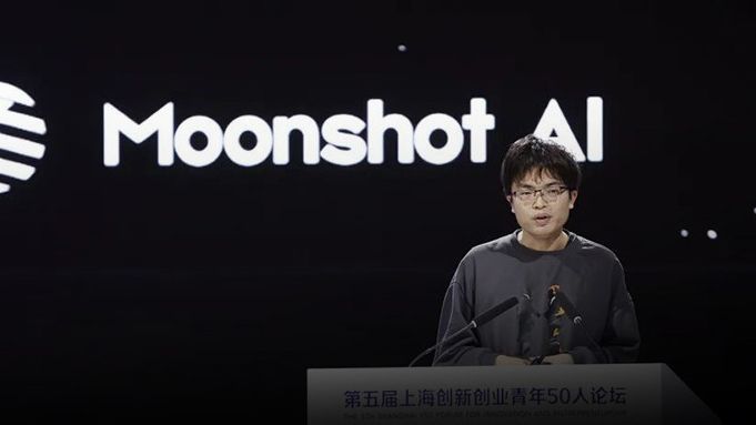 杨植麟终于回应，承认张予彤身份！朱啸虎还击：回避了所有关键问题_凤凰网