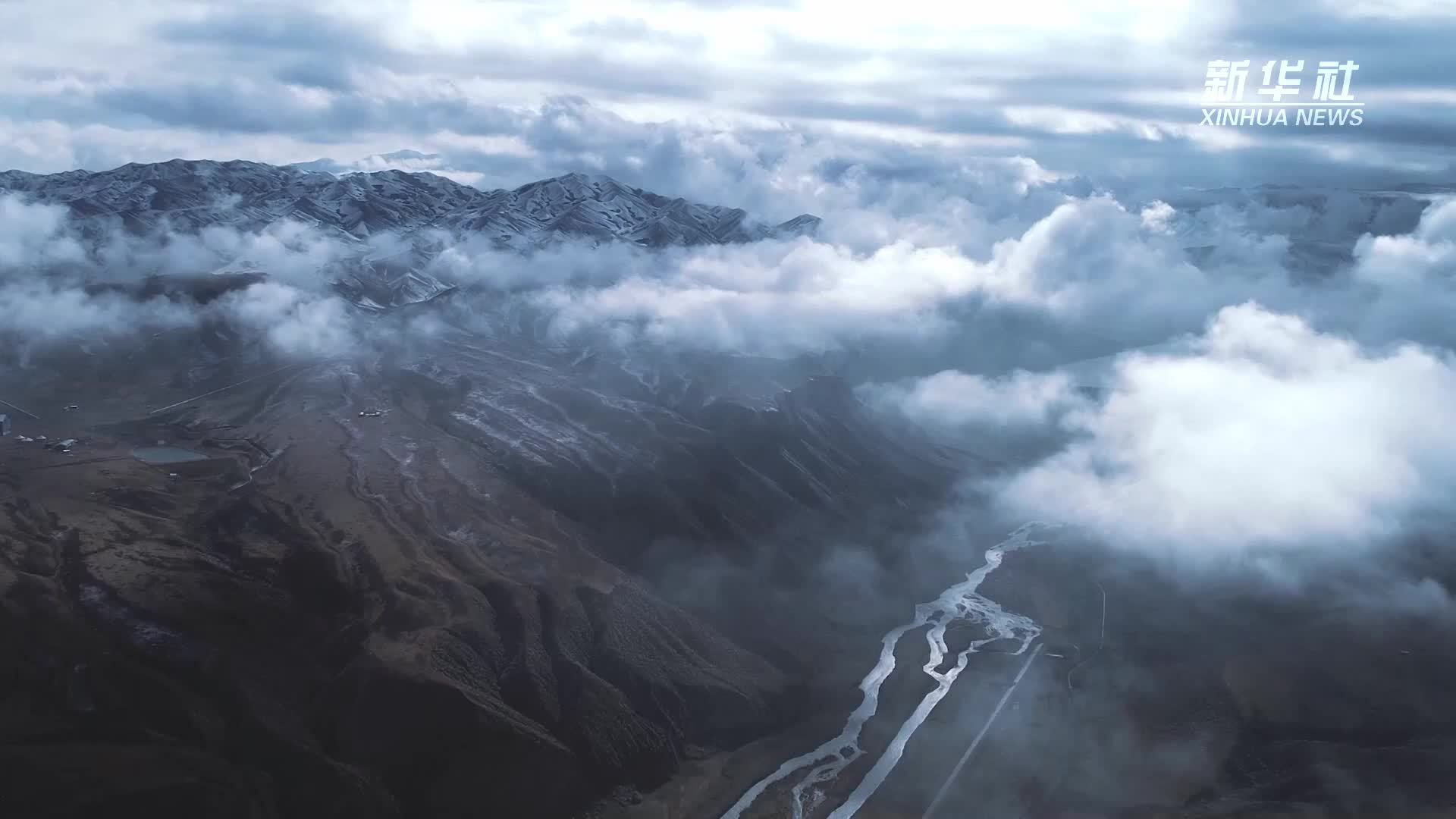 天山南北好“风光”——新疆打造全国能源资源战略保障基地观察