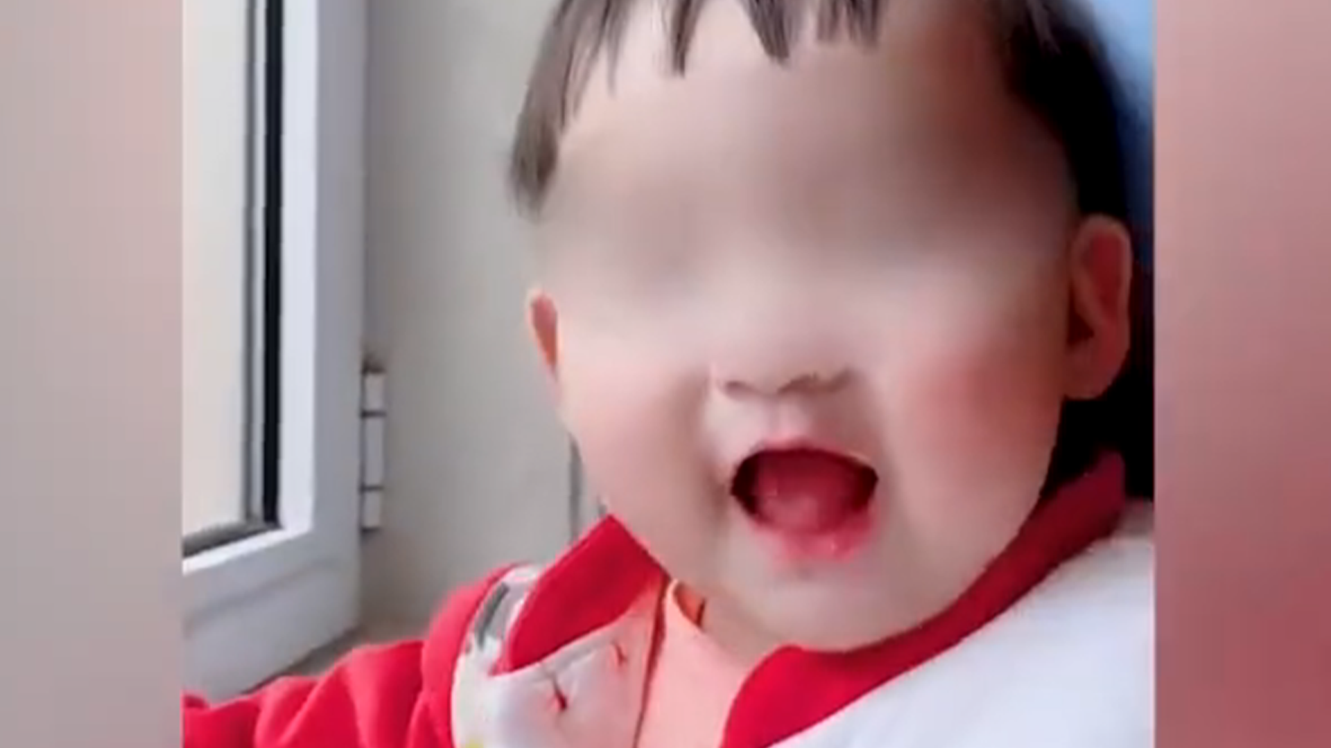 女童被虐待致死案父亲一审被判无期，父亲女友一审被判死刑