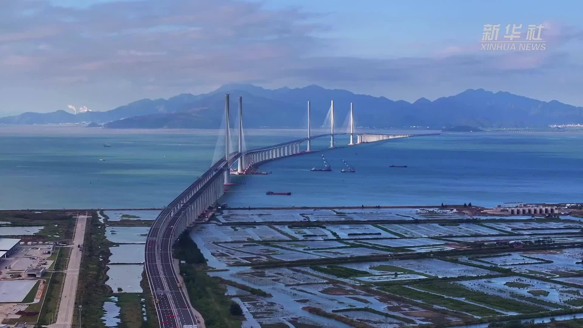 新时代中国调研行之看区域·大湾区篇｜“三向奔赴”——粤港澳大湾区从“硬联通”“软联通”走向“心联通”