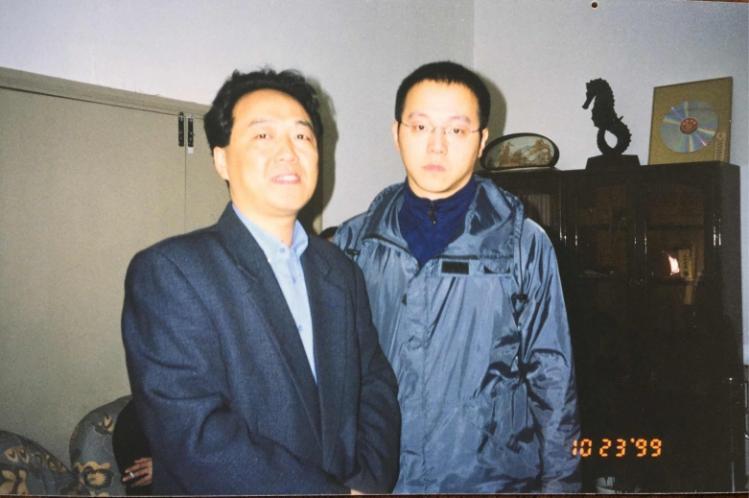 在北京采访音乐人窦唯 (1999年摄)