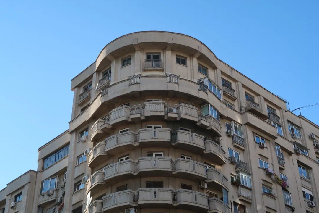 布加勒斯特风格各异的建筑