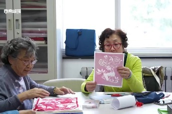 凤凰视频|【市南·爱】谁不说俺社区好