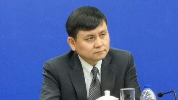 AI张文宏带货背后:合成名人视频的边界在哪?有哪些法律问题?_凤凰网