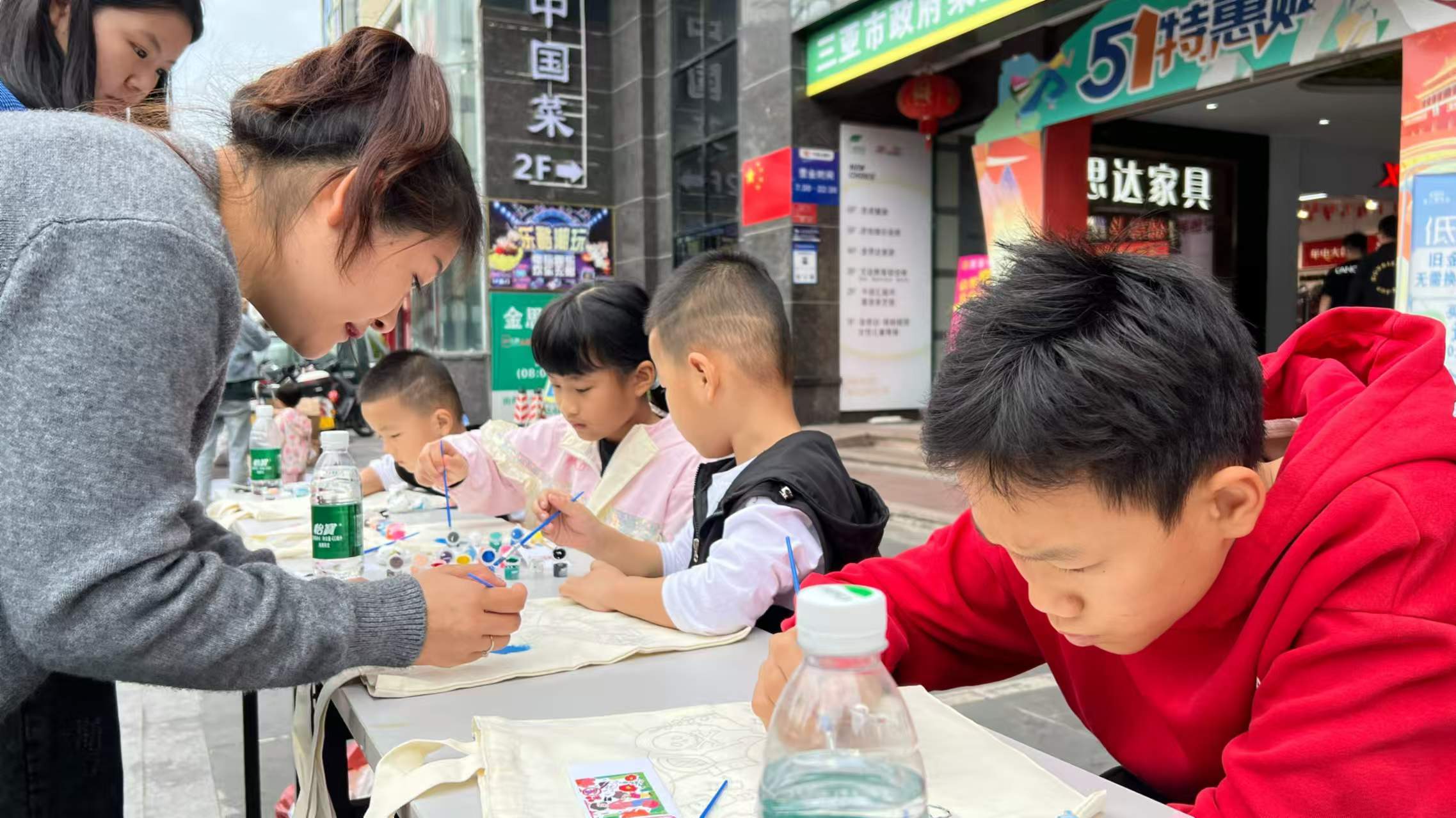 三亚“吉阳有礼·文明实践集市”生动入民心