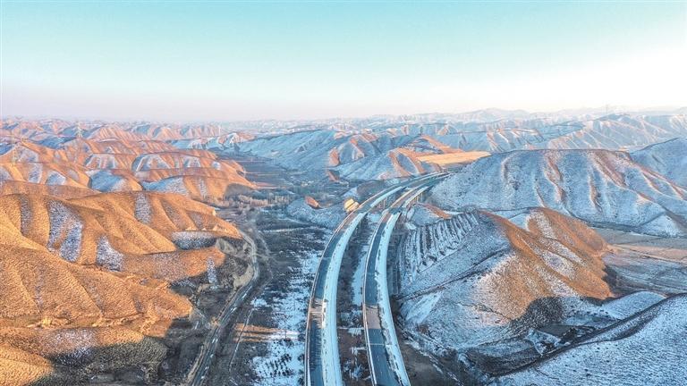 中通道前期通车段涉及兰州新区段已完成路基、路面工程施工