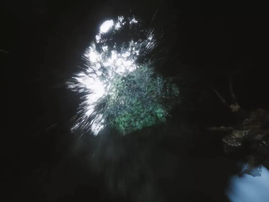 青山翠谷、悬崖绝壁 杭州这个景区在文人墨客笔下已流传几个世纪