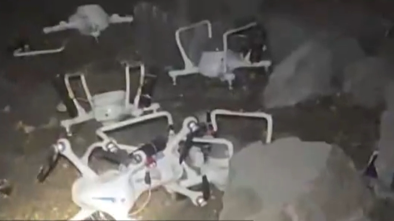 蔡国强烟花表演无人机坠落，村委会：都有定位，有村民捡到送回