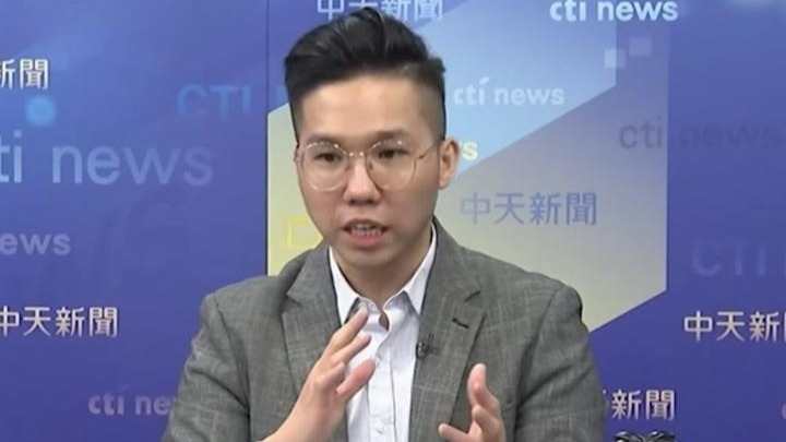 预测黄珊珊即将复权，历史哥：黄珊珊早就在民众党内配制个人势力