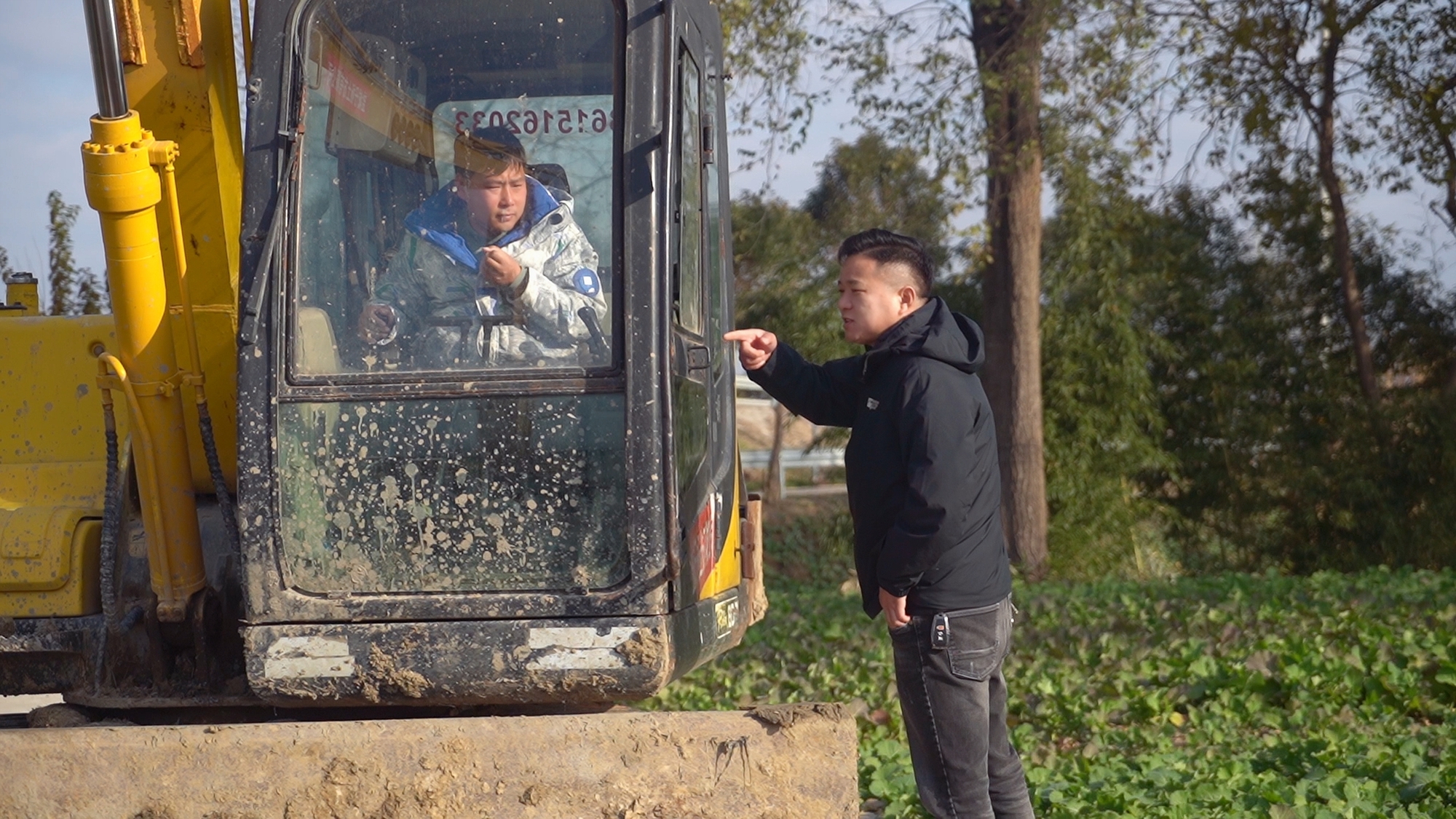盐都区龙冈镇三旺村:河道清淤焕新颜,乡村振兴正当时