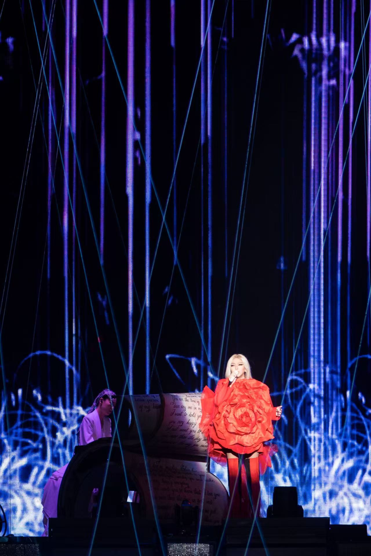 张惠妹“ASMR MAX”深圳站收官，超4万歌迷共赴音乐狂欢