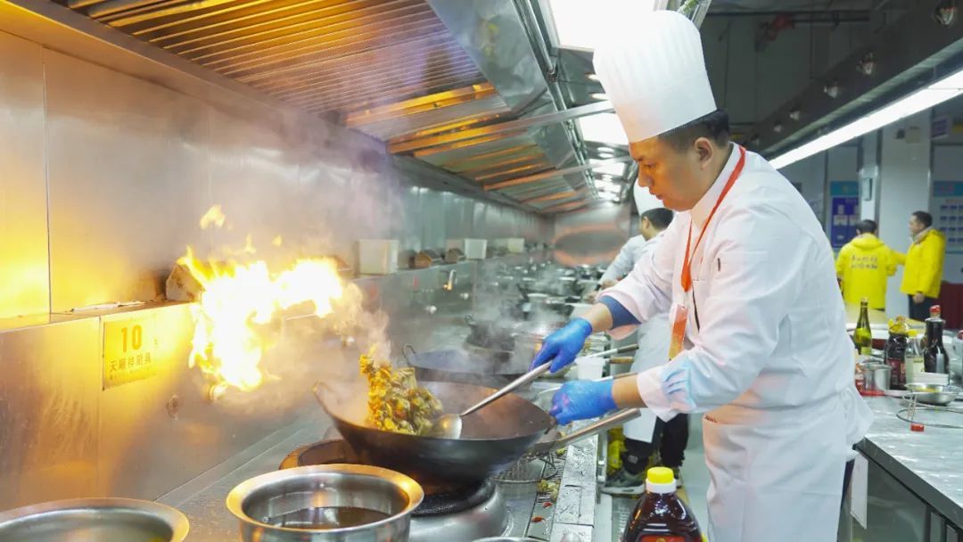 厨王争霸赛总决赛举行!新建“厨王”诞生