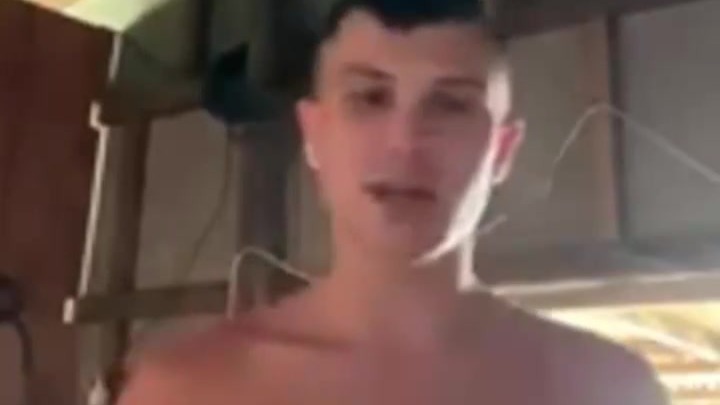 美国网红在菲律宾遭绑架，4名绑匪假扮警察将其射杀，尸体抛入大海