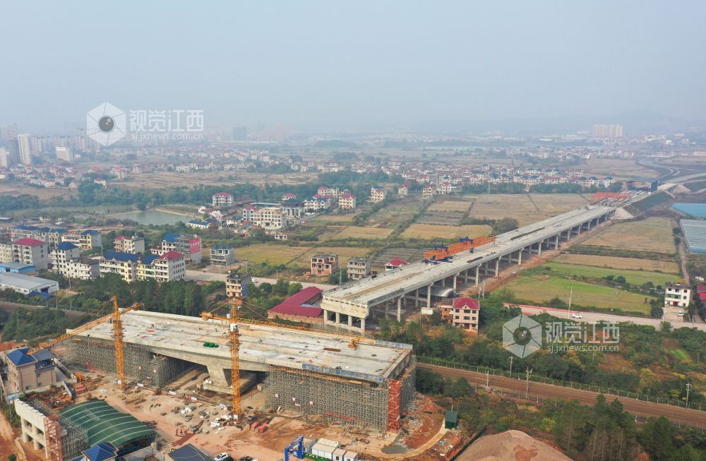 路畅促发展(图)