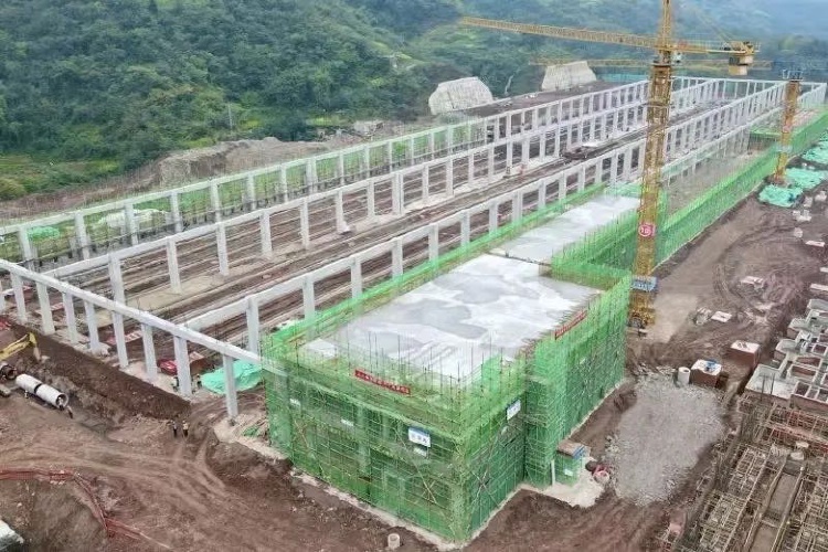 轨道交通24号线一期建设现场。市住房城乡建委供图
