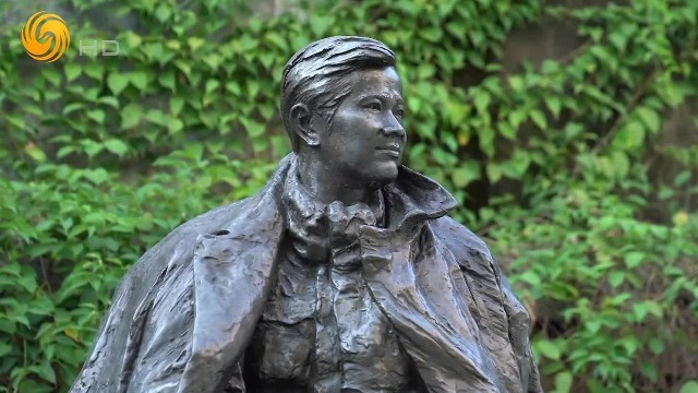 冼星海因病重被送往莫斯科治疗，病榻上完成《中国狂想曲》怀念祖国