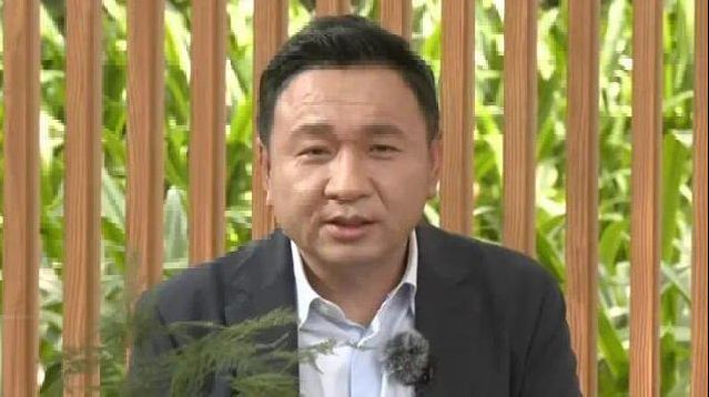 北汽“背刺”奔驰！张建勇：抽调北京奔驰骨干，all in华为_凤凰网
