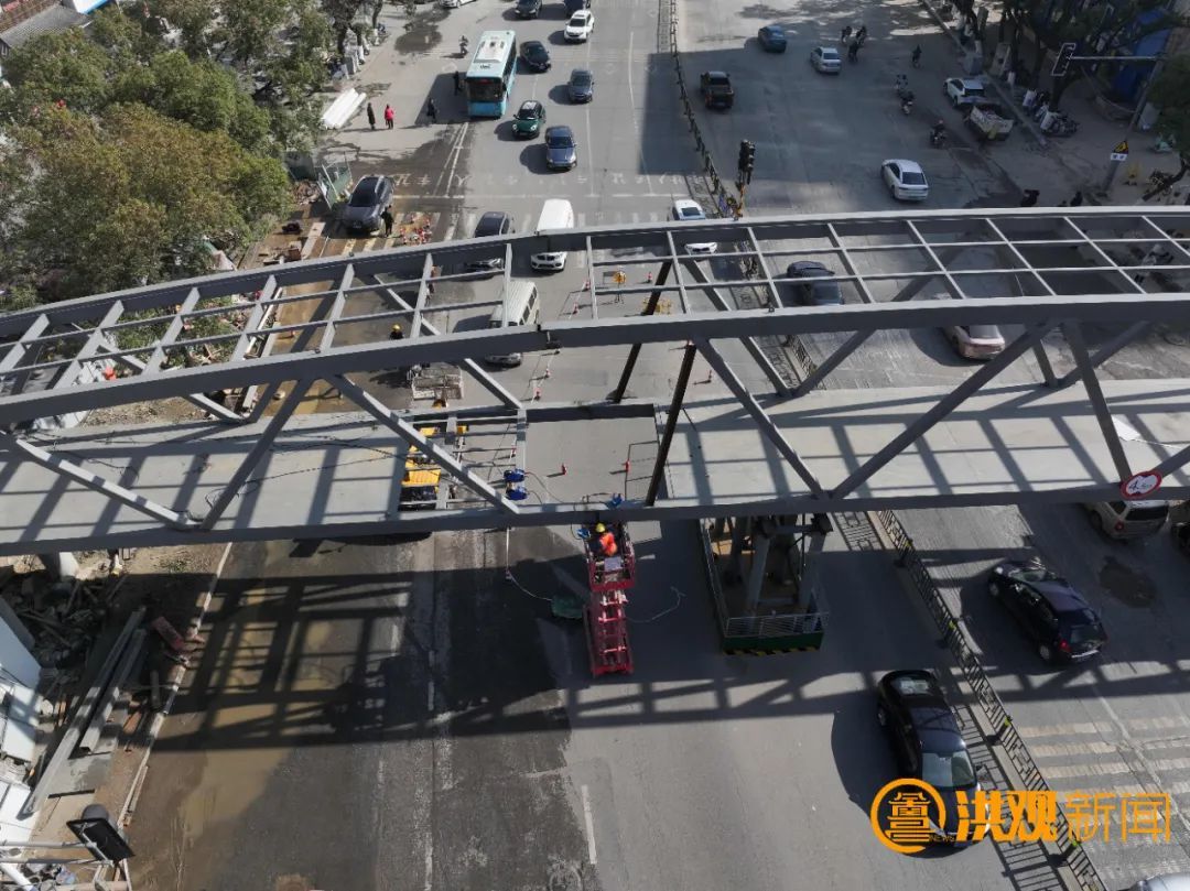 南昌天佑路人行天桥预计年底完工