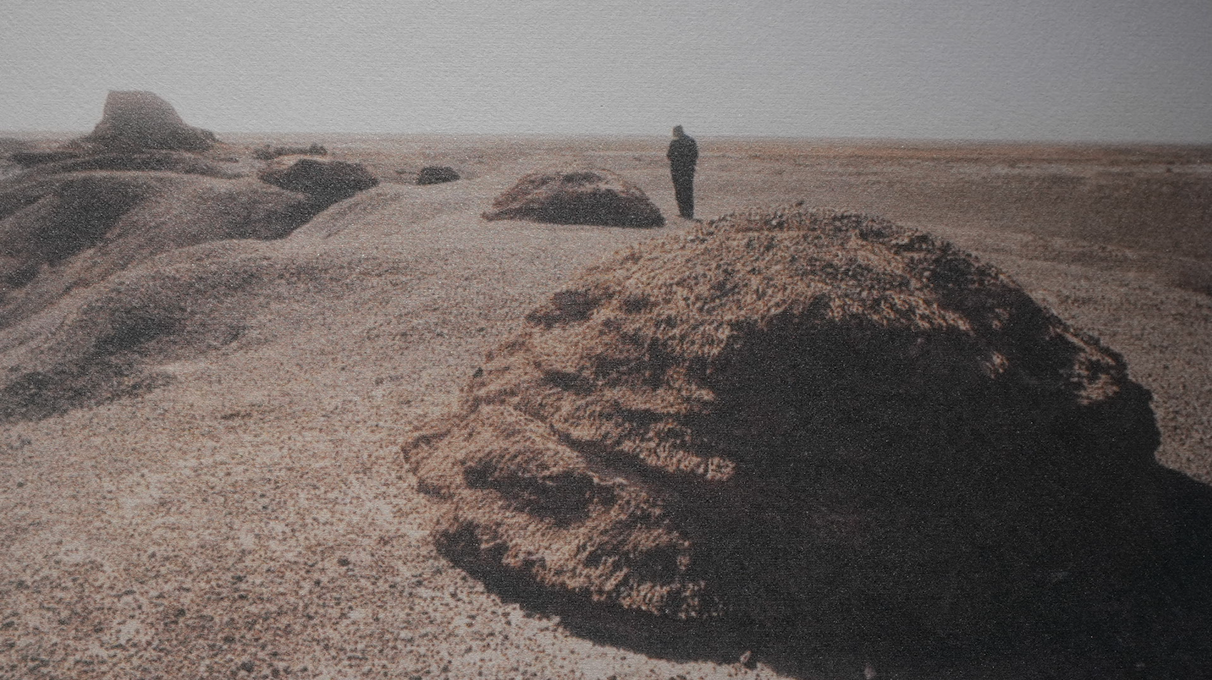 玉门关千秋燧及附近的积薪