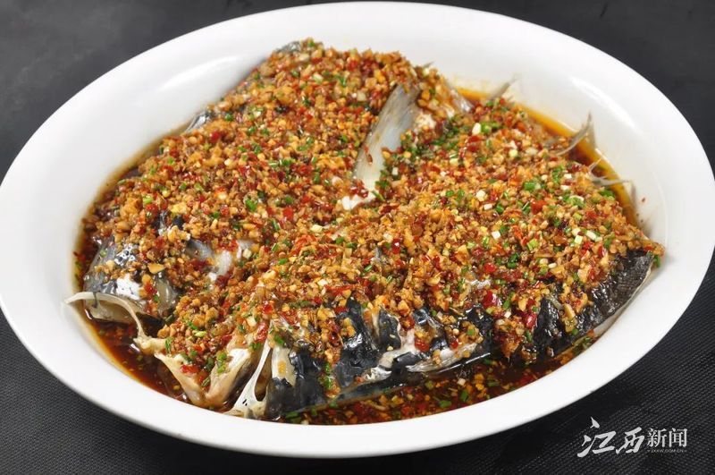 ▲白浇雄鱼头(陆文青摄)